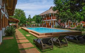 Scent Of Green Papaya